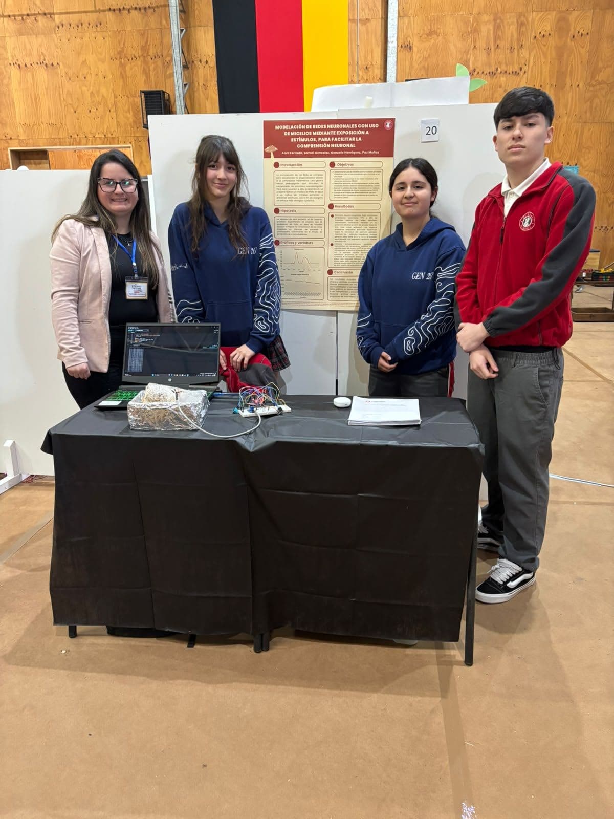 Innovación y Ciencia: Nuestros Estudiantes Brillan en la XXIV Feria Regional en Puerto Varas